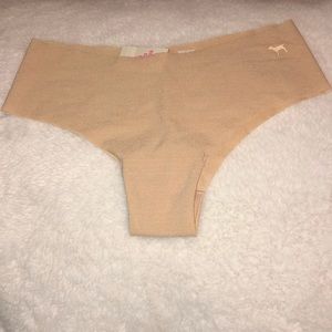 No show cheekster underwear